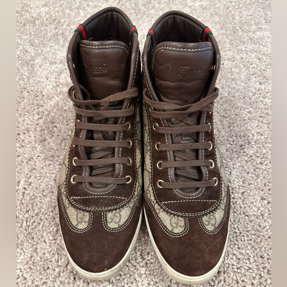 PRE-LOVED Gucci Women’s Dark Brown Patterned Sneakers